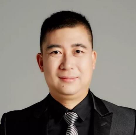 藍(lán)光商業(yè)董事長